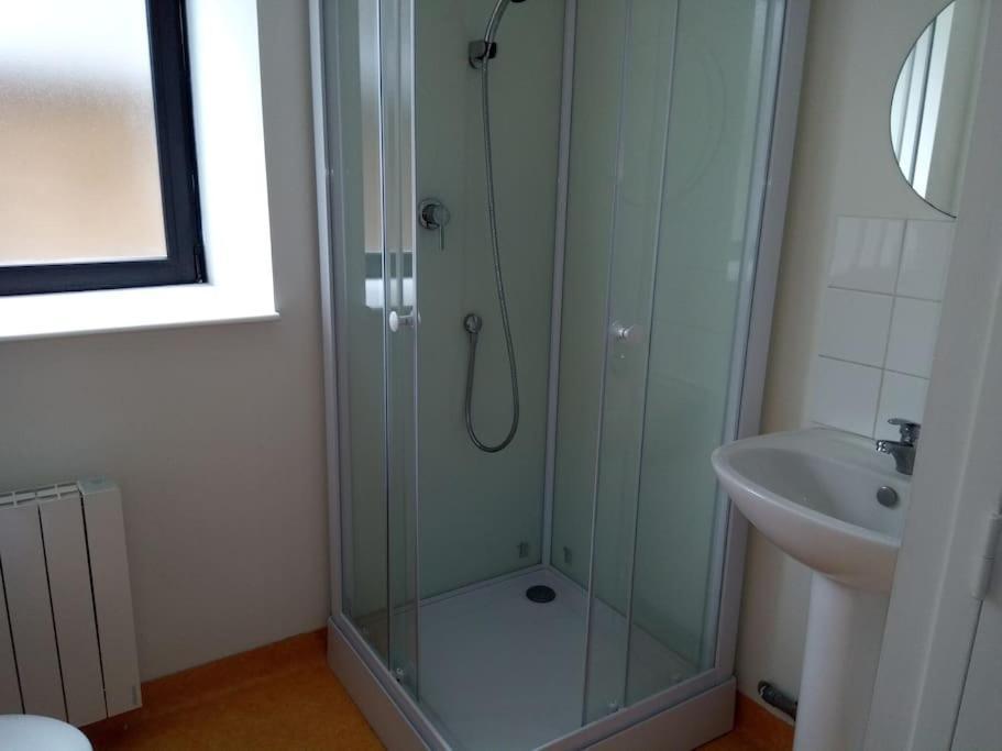 Appartement A 50M De La Plage Saint-Michel-en-Greve Bagian luar foto